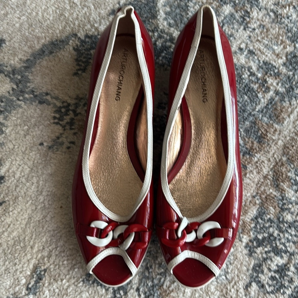 Arturo Chiang red white patent leather rubber sole  9.5 M
